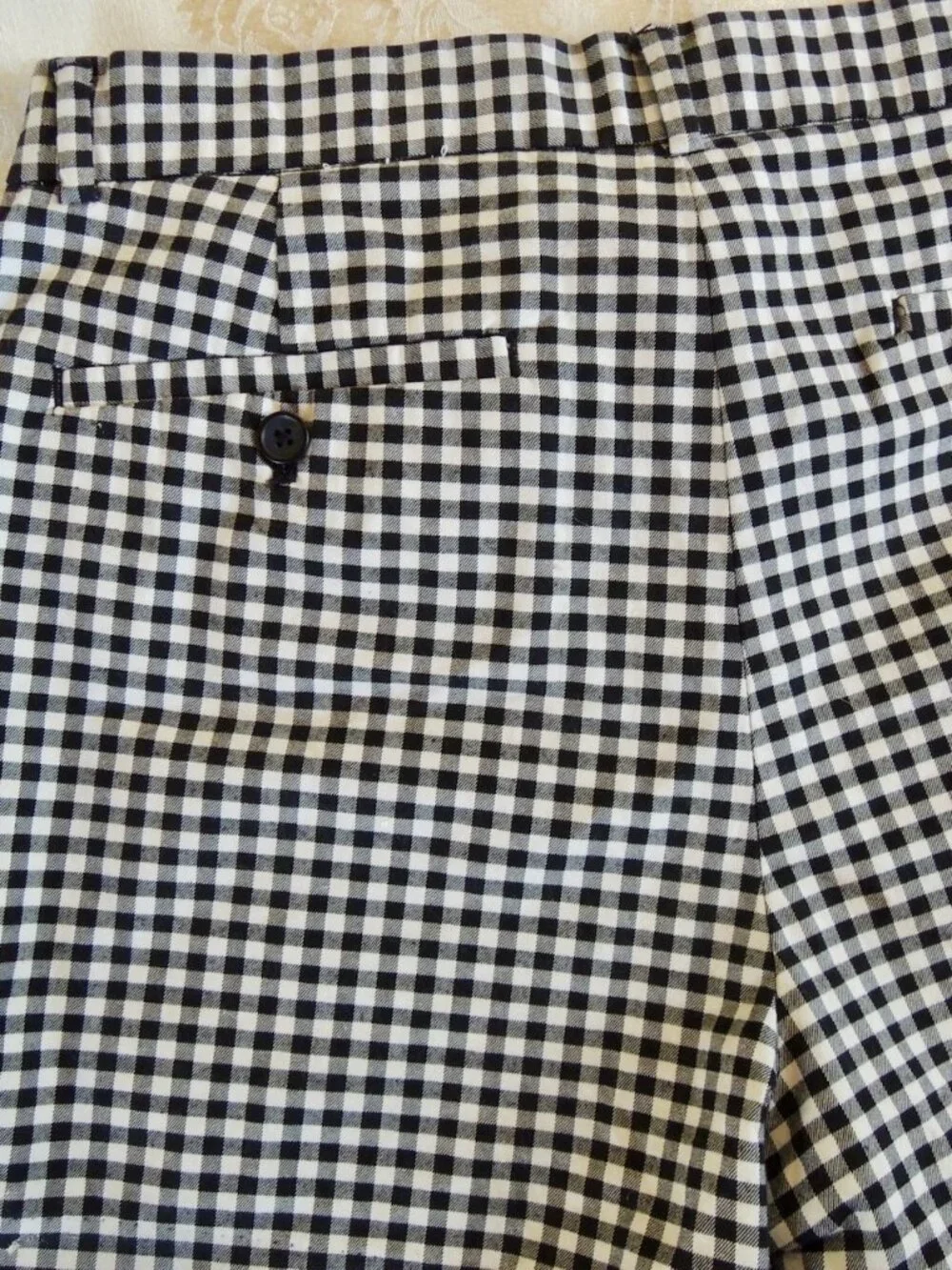Banana Republic Black & White Gingham Stretch Cotton Tie Shorts 10